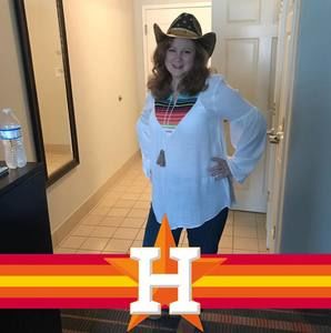 Meet your Posher, Jennifer